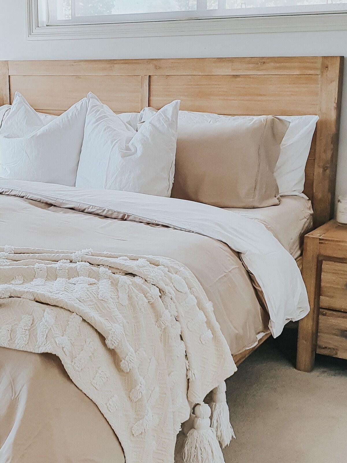 Bamboo Duvet Cover (King) - White/Macadamia