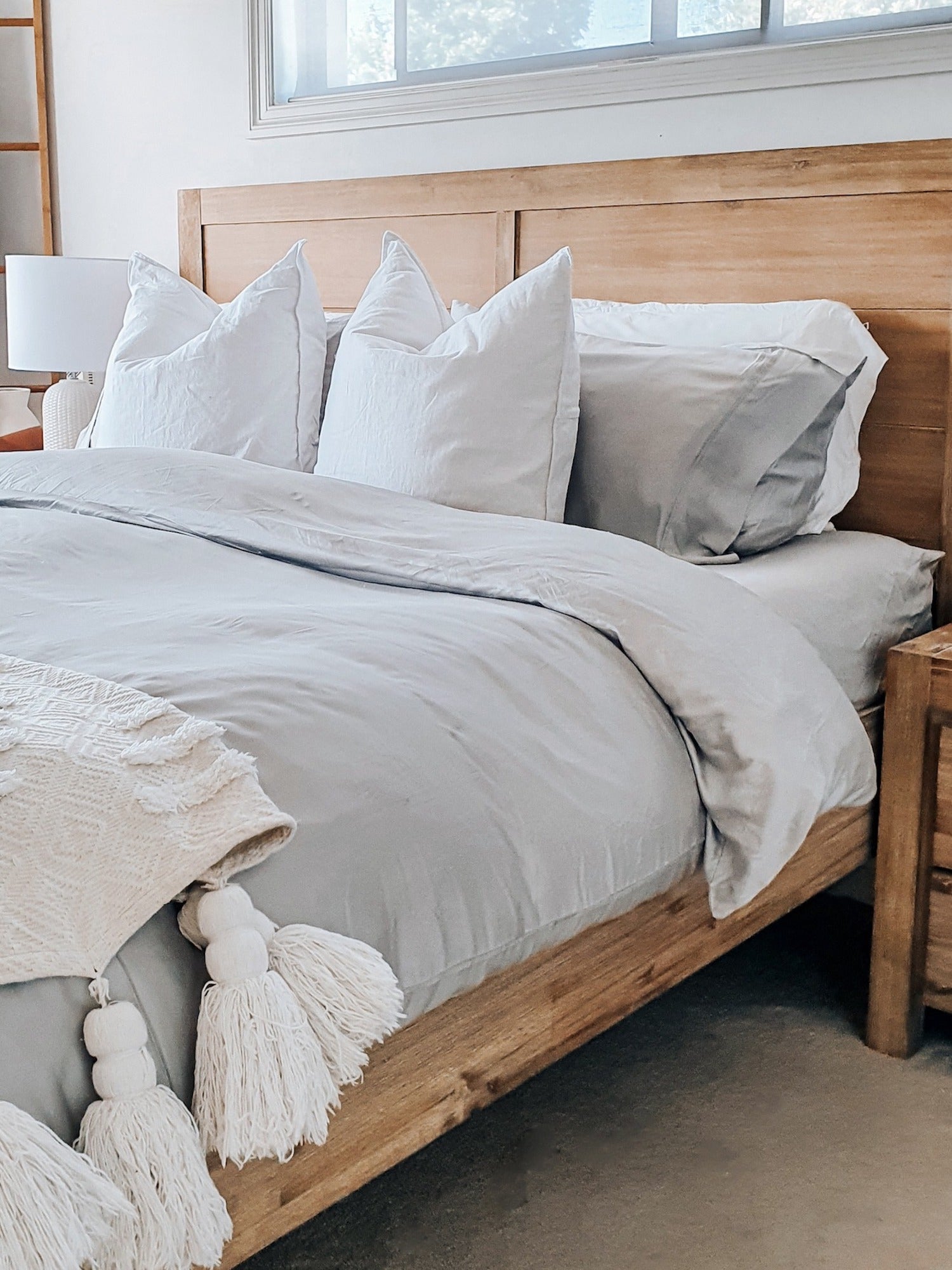 queen bed bamboo sheet set with fitted sheet, flat sheet and 2 pillow slips in 'antarctica' light grey, bamboo bedding