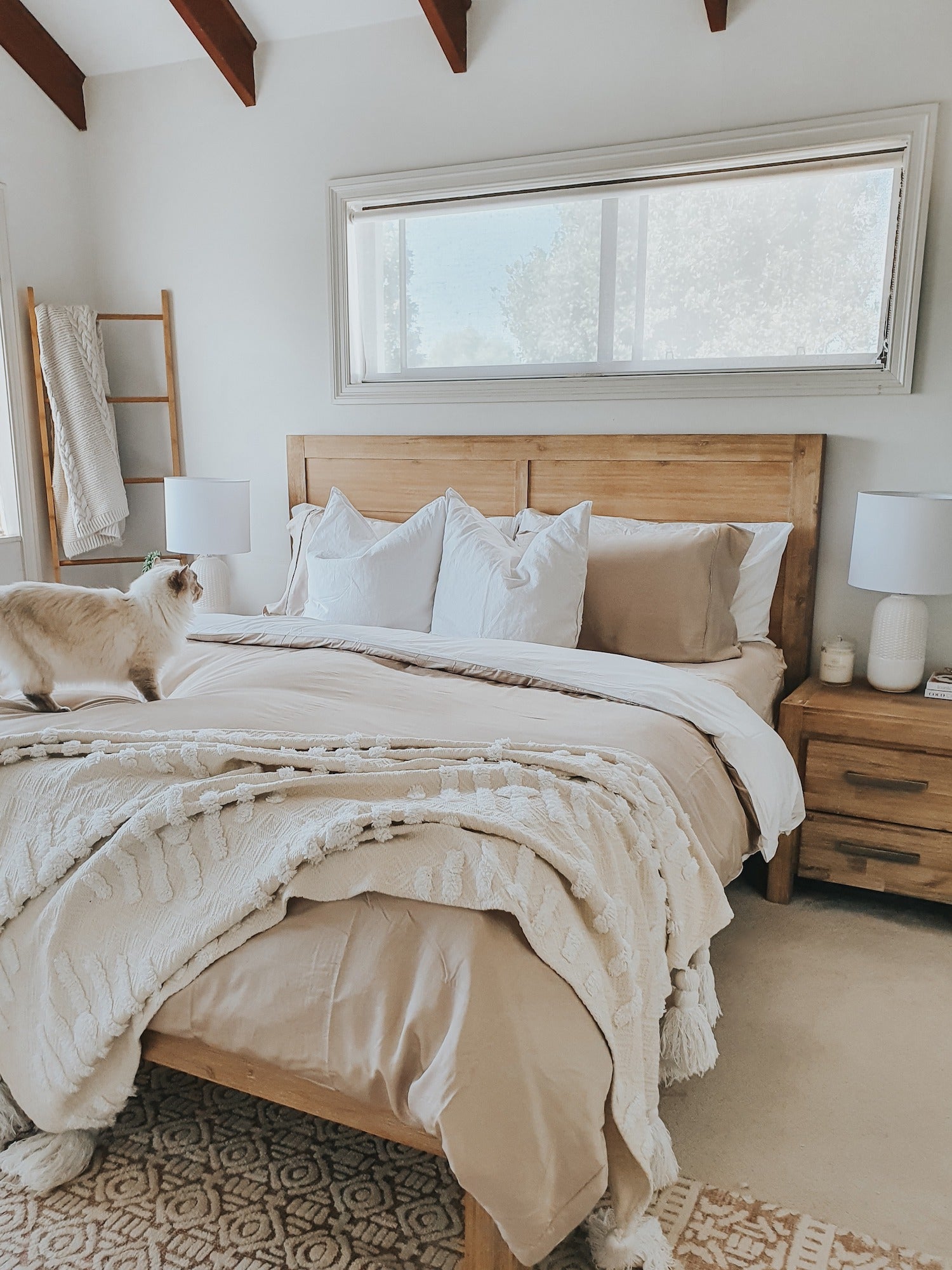 king bed bamboo sheet set with fitted sheet, flat sheet and 2 pillow slips in macadamia, bamboo bedding