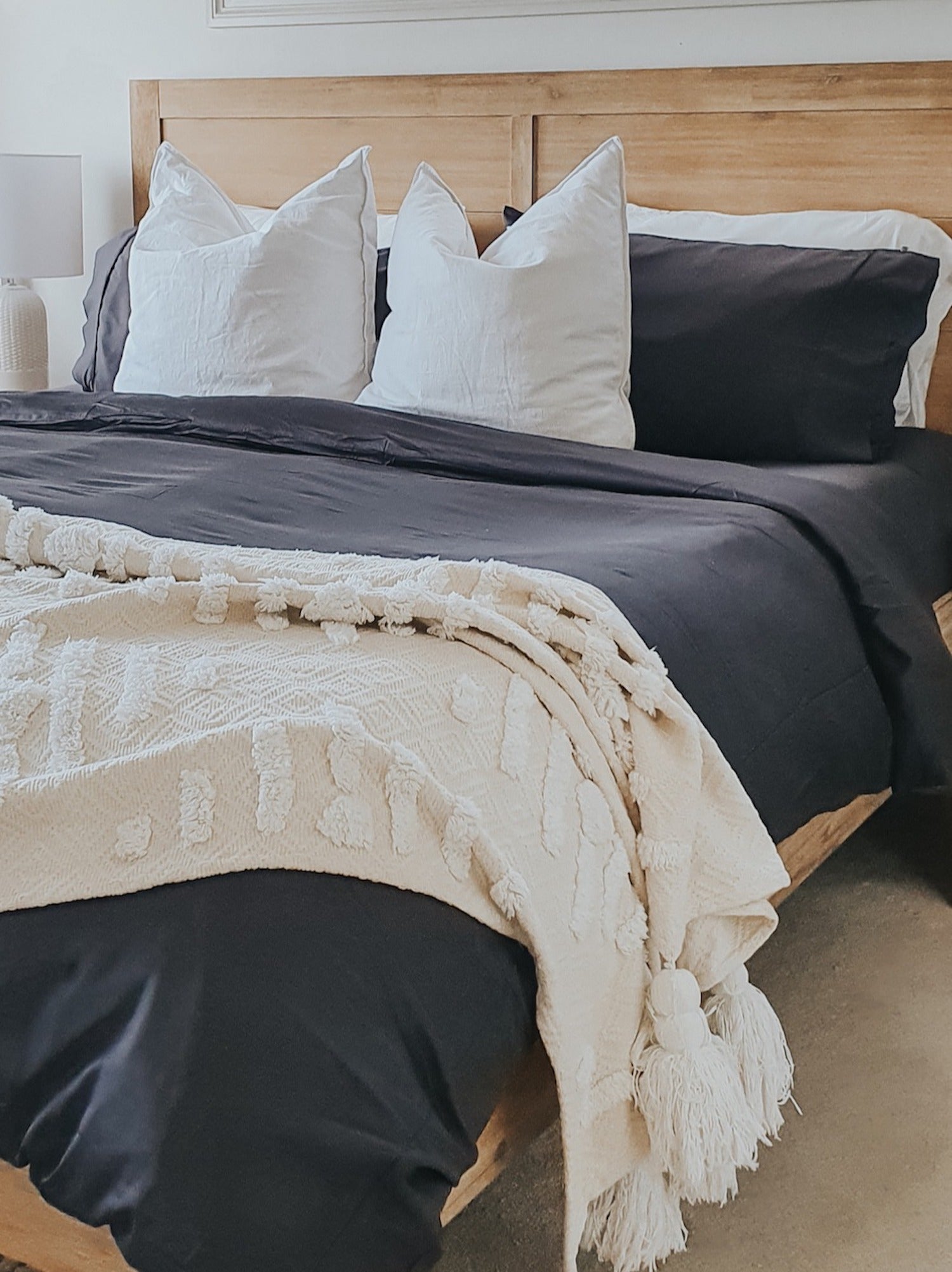 king bed bamboo sheet set with fitted sheet, flat sheet and 2 pillow slips in slate grey, bamboo bedding
