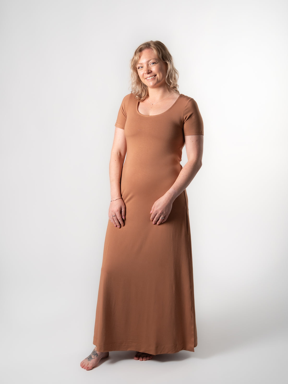 Bamboo Short Slv Scoop Neck Maxi Dress - Toffee
