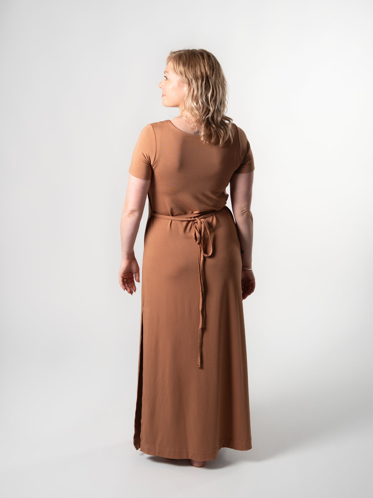 Bamboo Short Slv Scoop Neck Maxi Dress - Toffee
